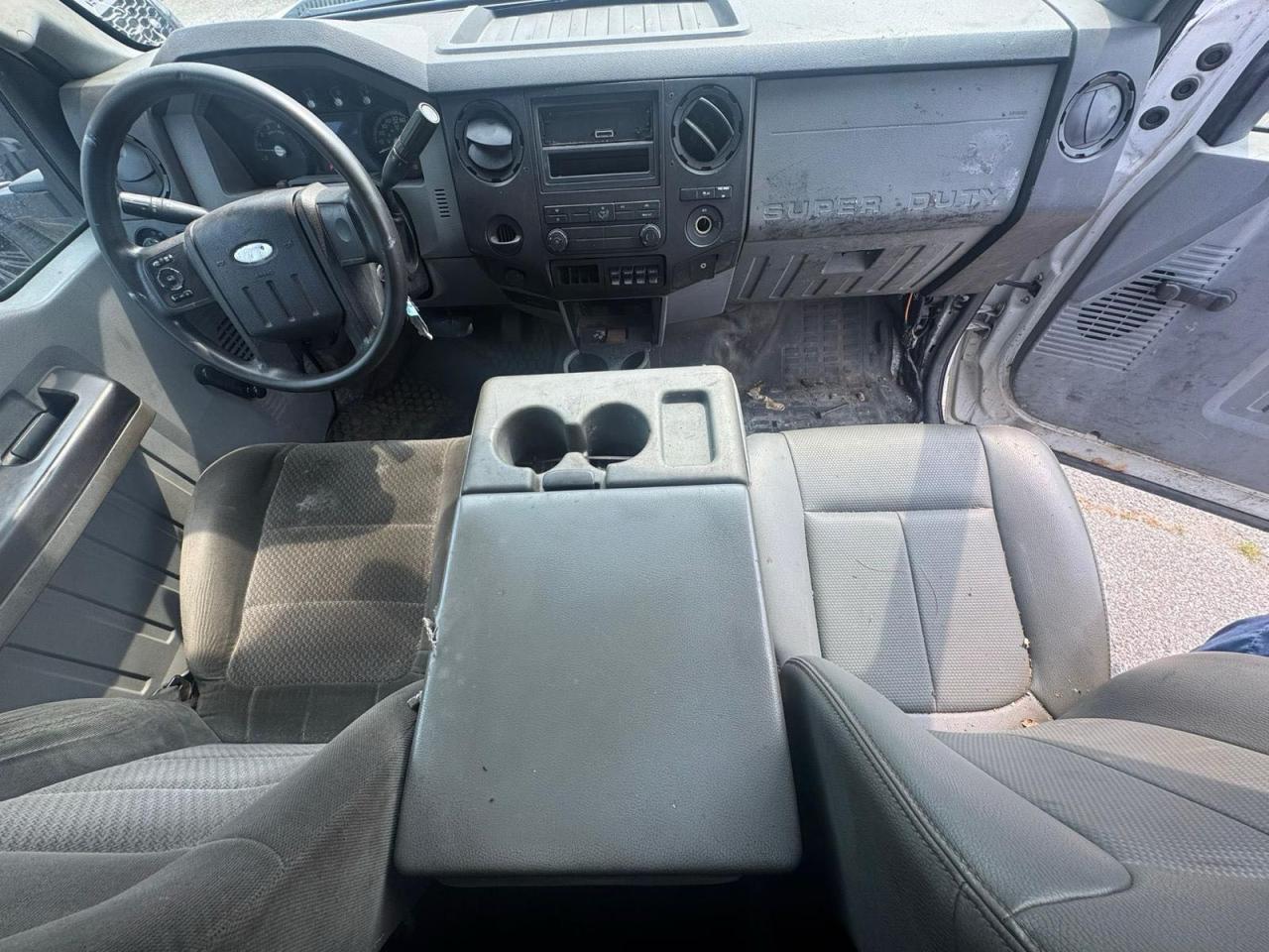 Ford F-350 Super Duty Image 3