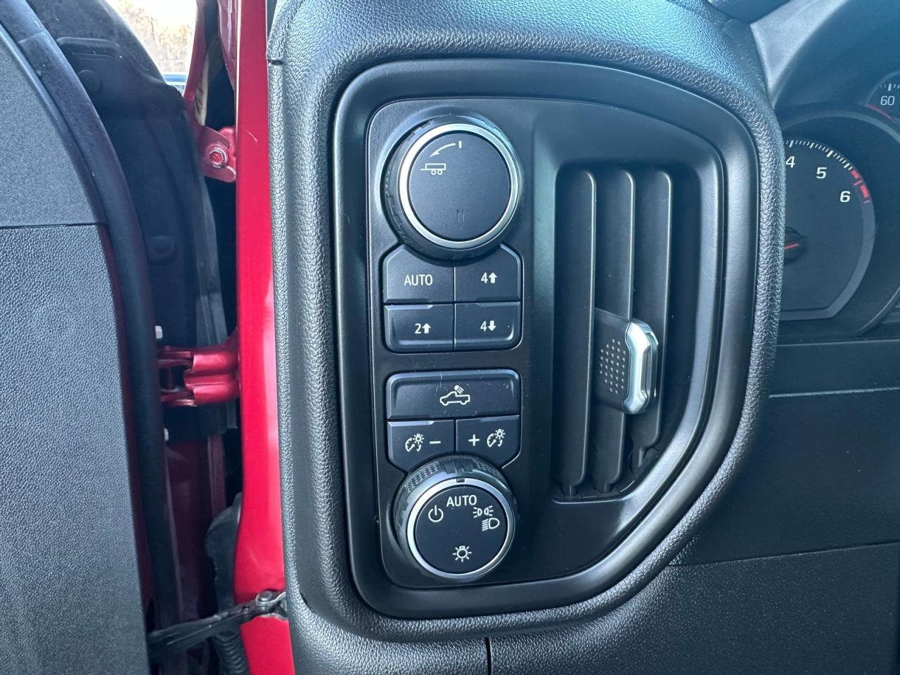 Chevrolet Silverado K1500 Trail Boss Custom Image 11