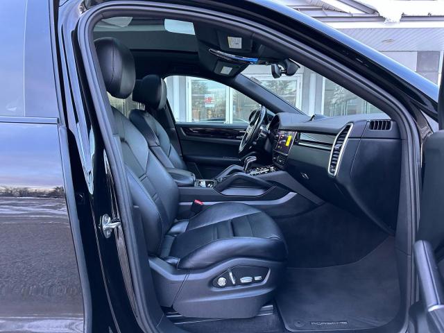 Porsche Cayenne Coupe Image 13