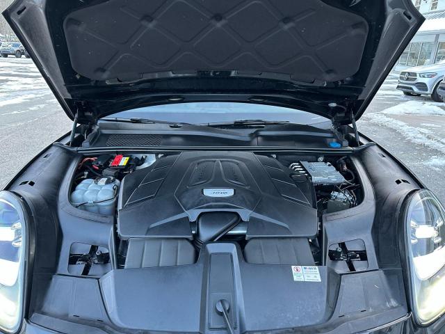 Porsche Cayenne Coupe Image 8