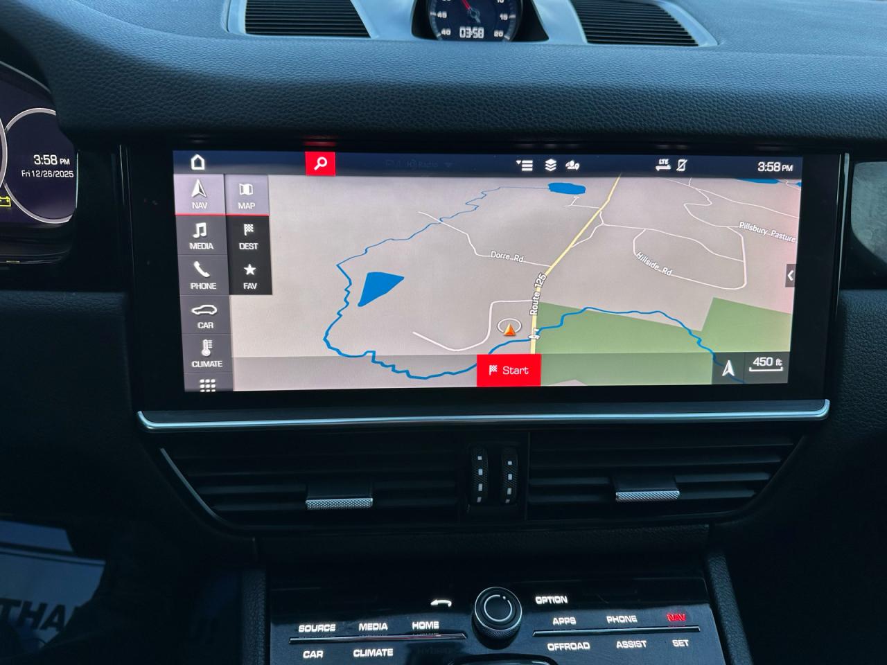 Porsche Cayenne Coupe Image 10