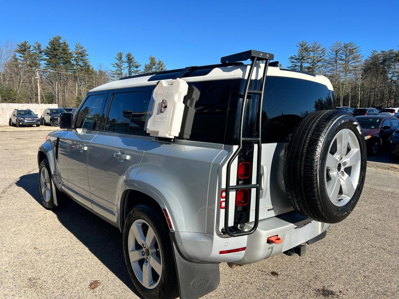 Land Rover Defender 110 Xs Edition Image 8