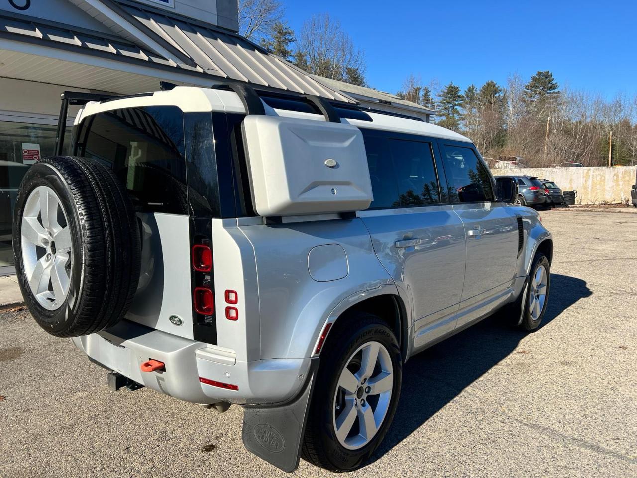 Land Rover Defender 110 Xs Edition Image 2