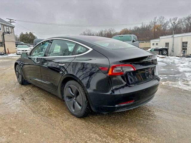 Tesla Model 3 Image 4