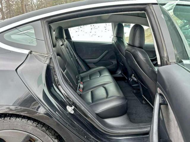 Tesla Model 3 Image 2