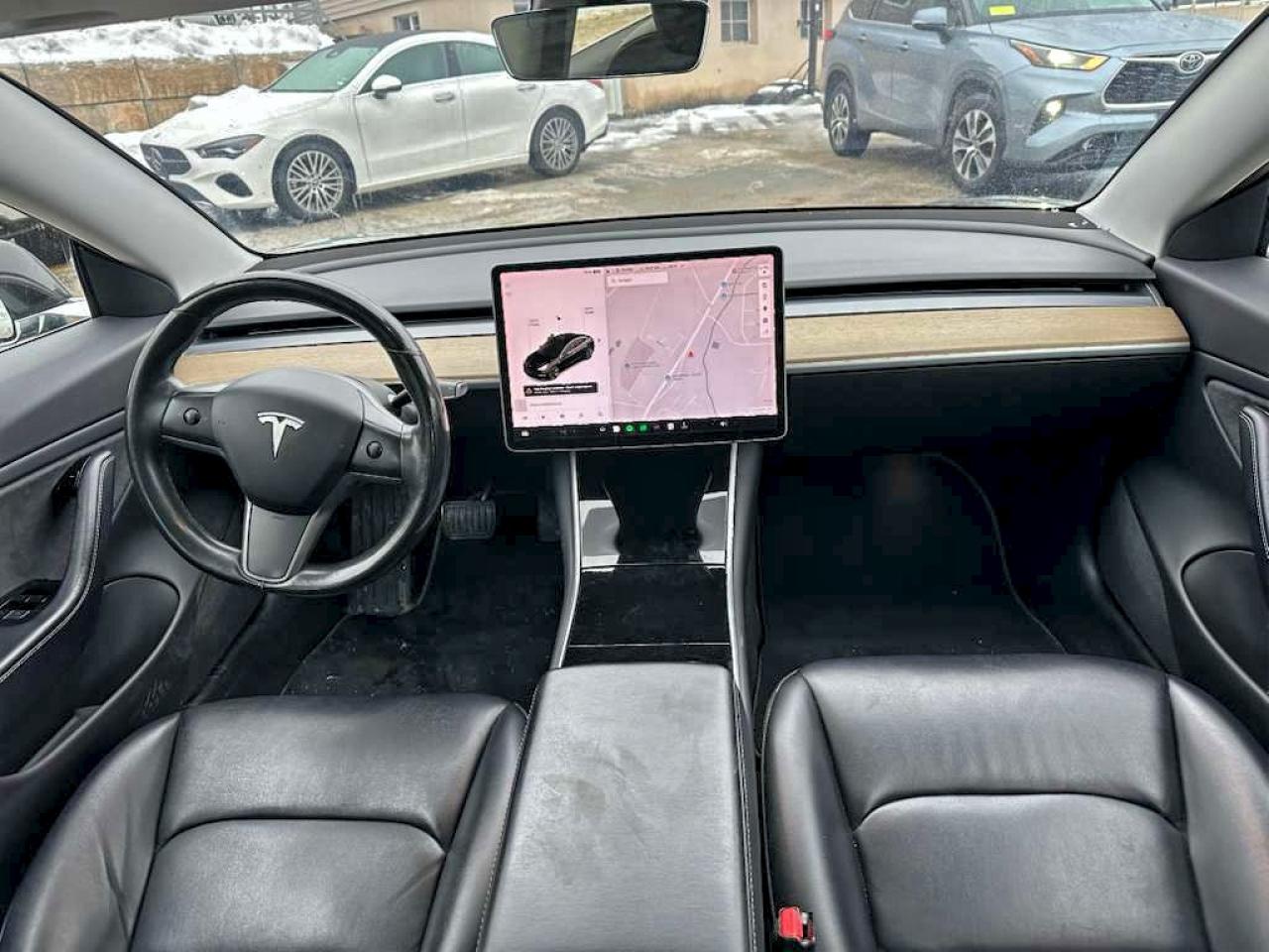 Tesla Model 3 Image 6