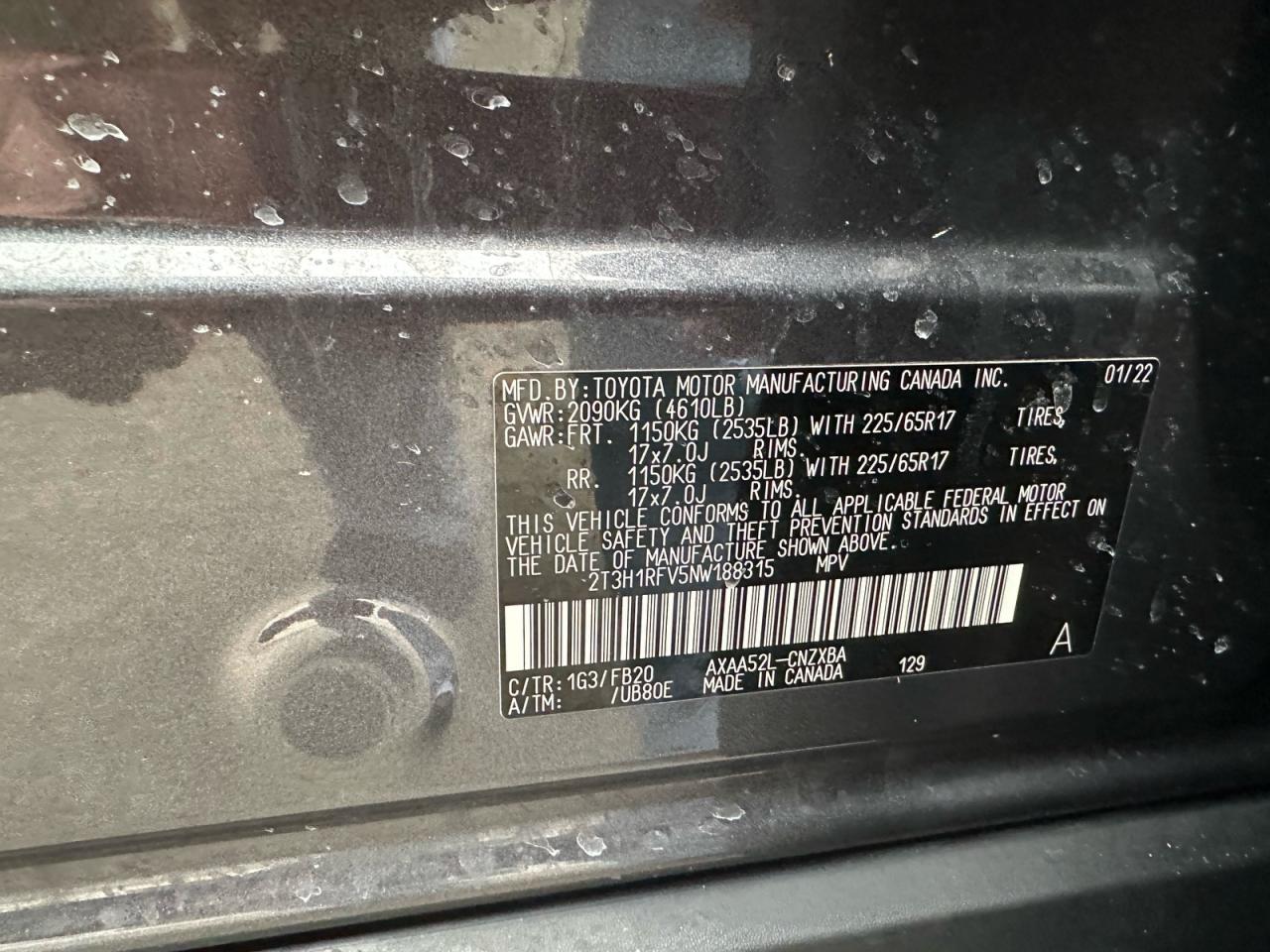 Toyota RAV4 Le Image 4