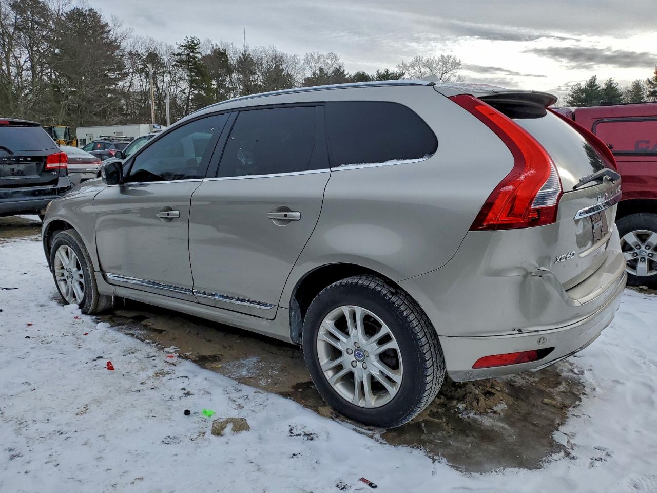 Volvo XC60 T5 Premier Image 2