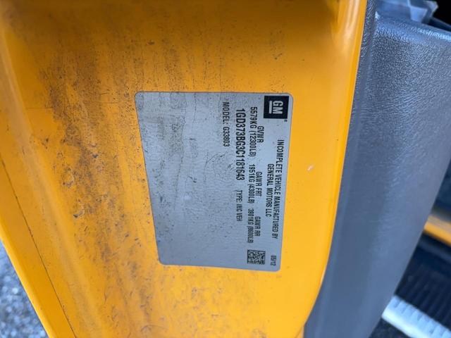 GMC Savana Cutaway G3500 Image 13